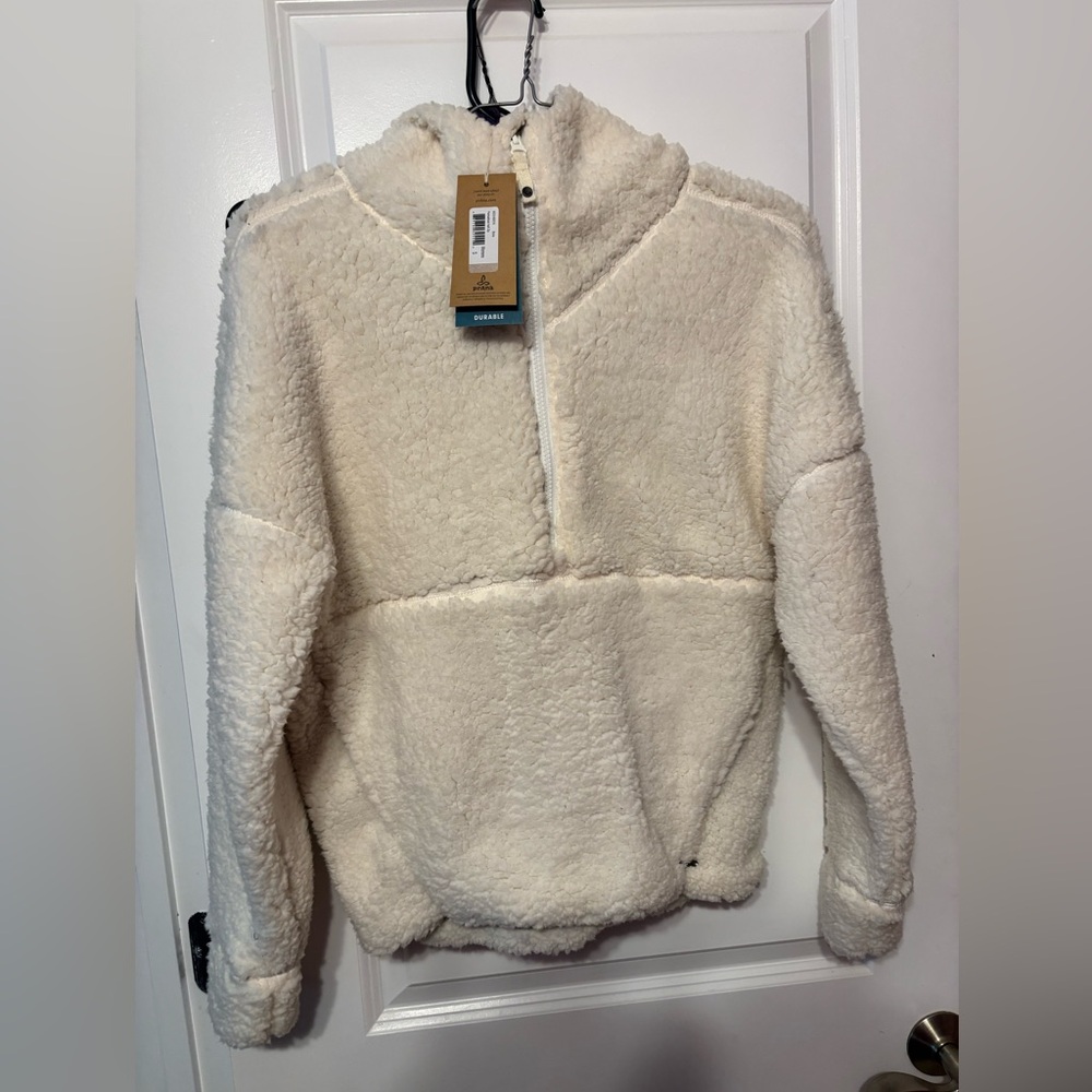 PrAna Permafrost Half-Zip
Polar Escape Half-Zip Pullover